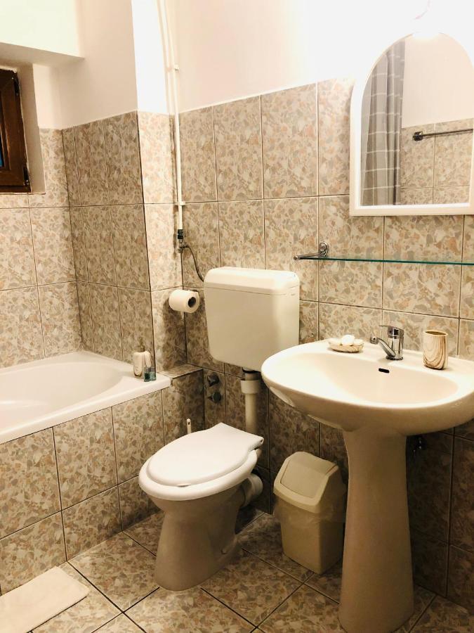 Pensiune & Restaurant Kalinder Szászbuda Kültér fotó