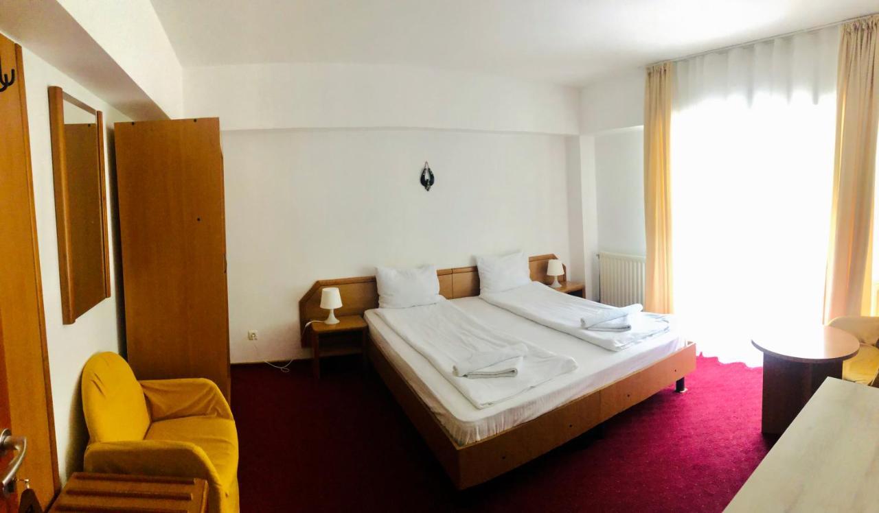 Pensiune & Restaurant Kalinder Szászbuda Kültér fotó