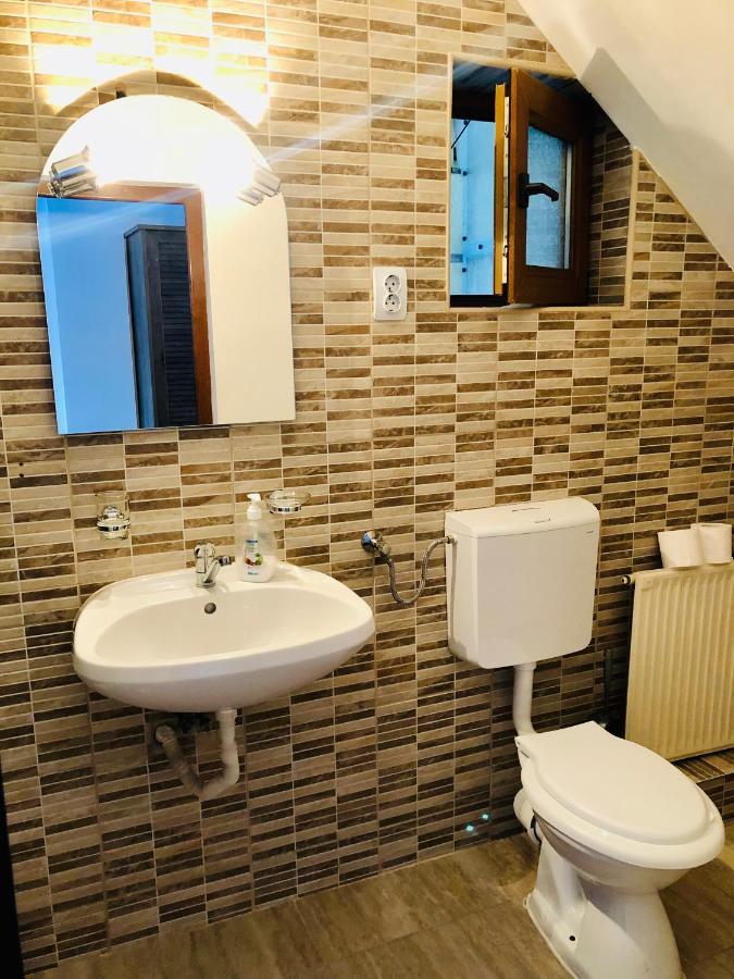 Pensiune & Restaurant Kalinder Szászbuda Kültér fotó